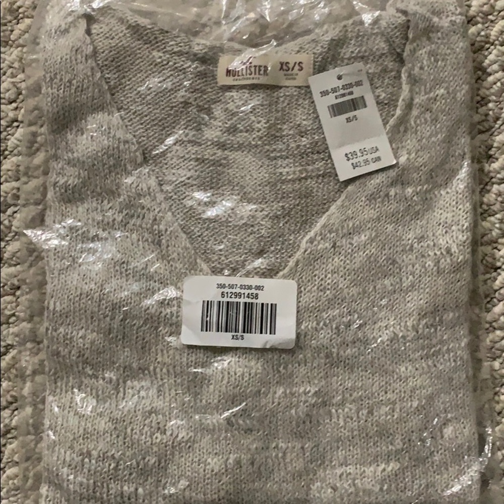 Hollister sweater